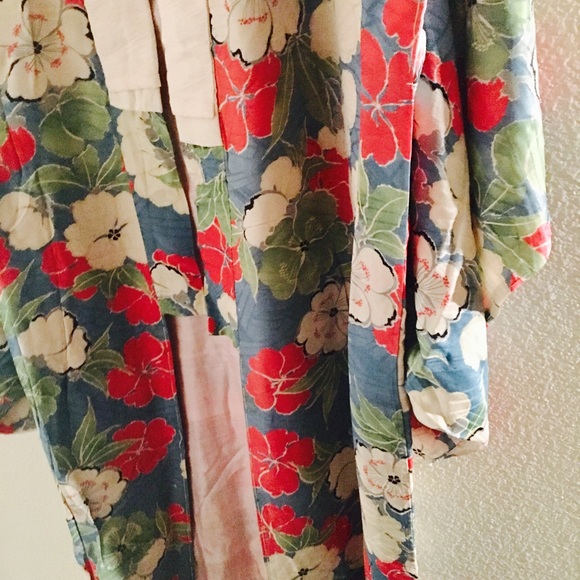 Vintage Japanese Silk Ladies Nagajuban / Kimono OS - Picture 5 of 8