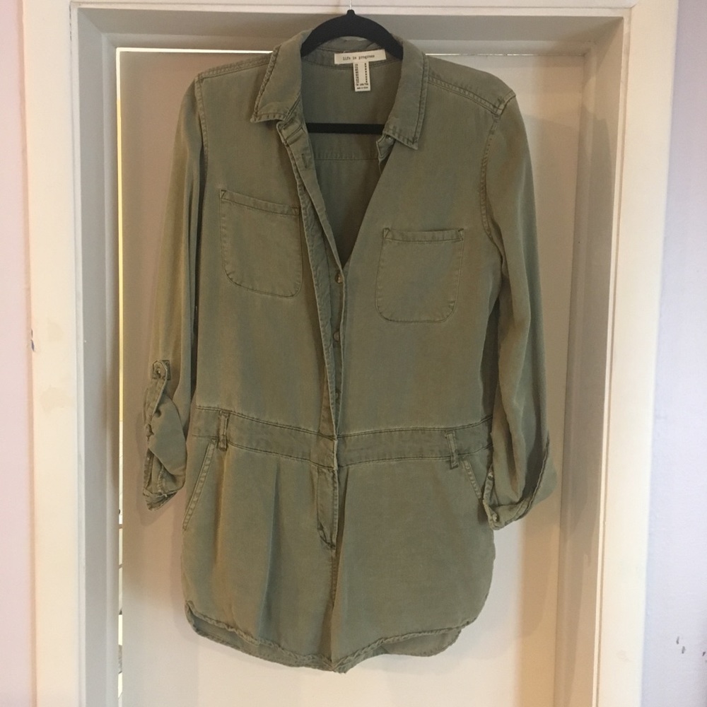 Olive green forever 21 long sleeve romper