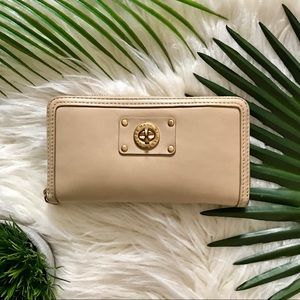 Marc Jacobs Cream Zip around Continental Wallet