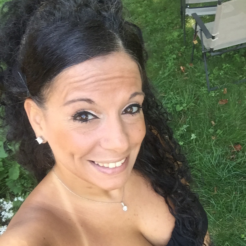 Meet your Posher, Lori