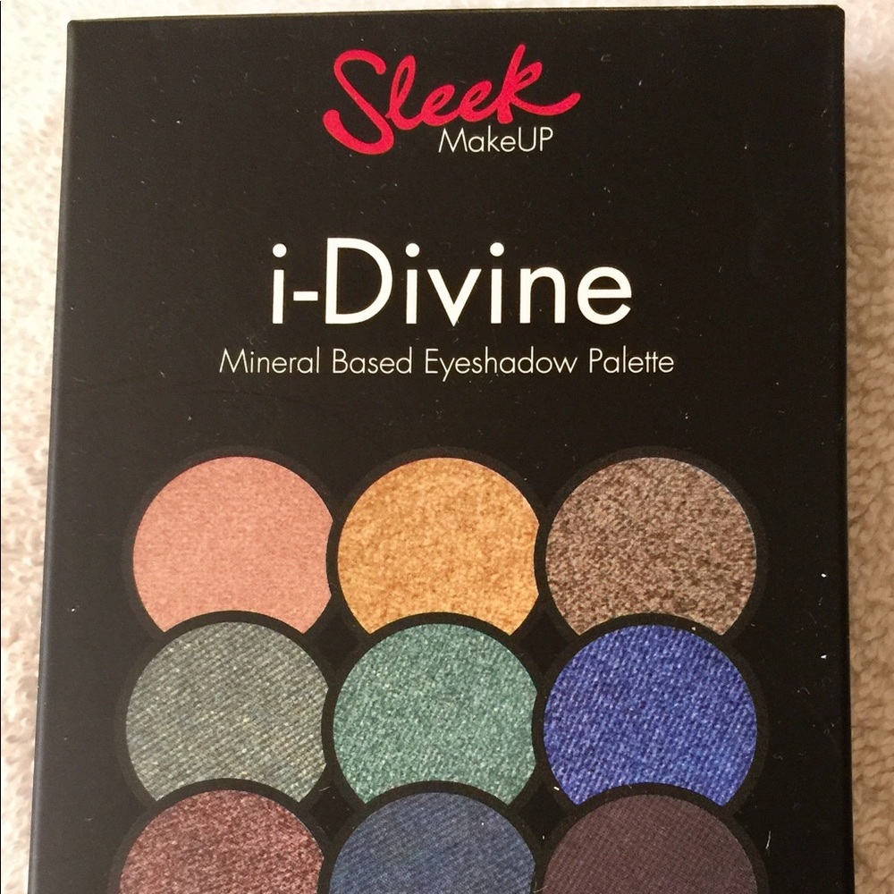 Sleek MakeUp I-Devine Mineral Based Eyeshadow