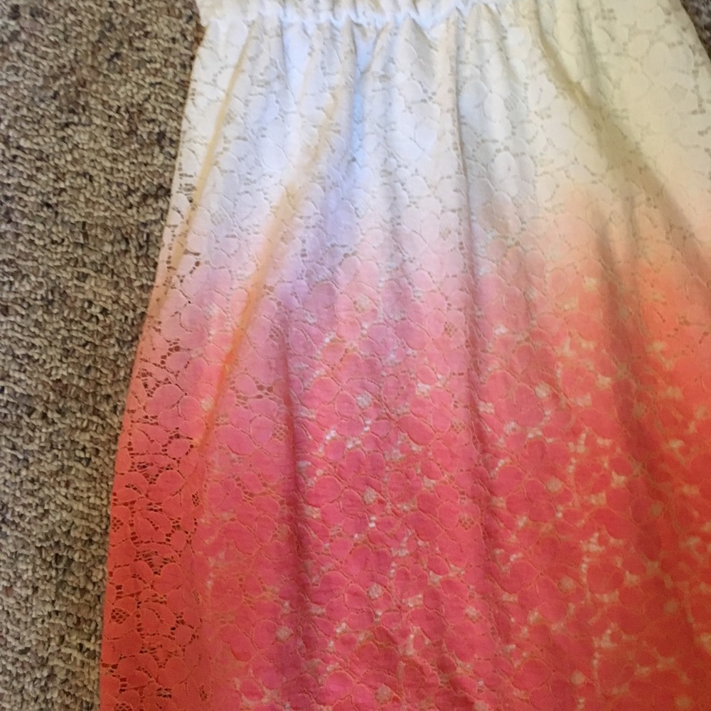 LACE DRESS - Picture 2 of 4