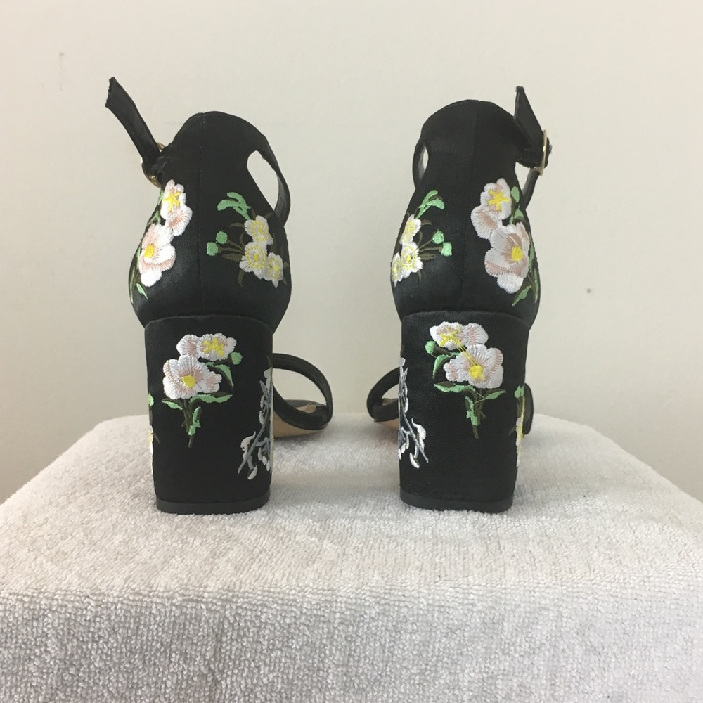 Embroidered Block Heel Steve Madden Sandal
