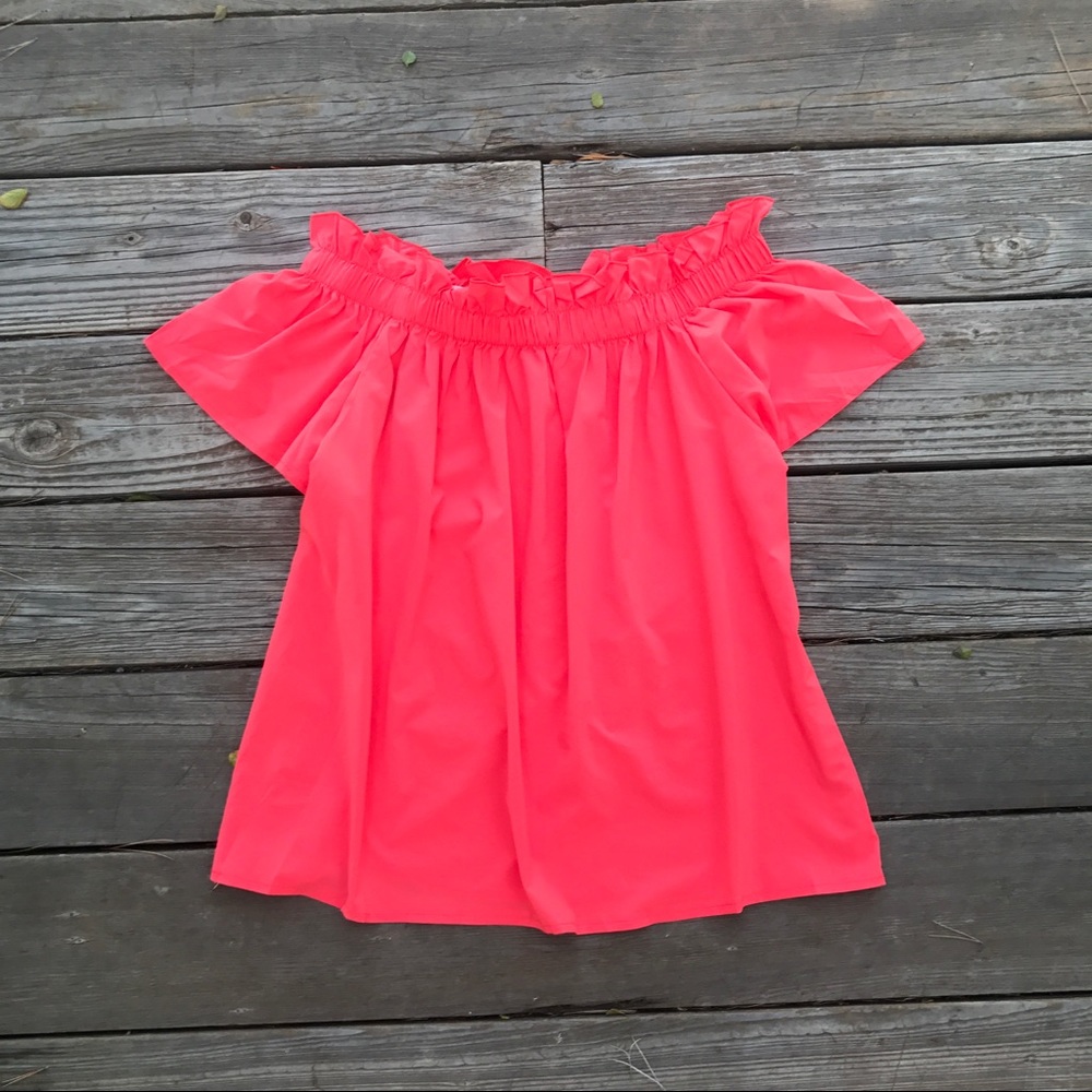 JUST IN🌷New Ruffle Loose Top - Picture 2 of 8