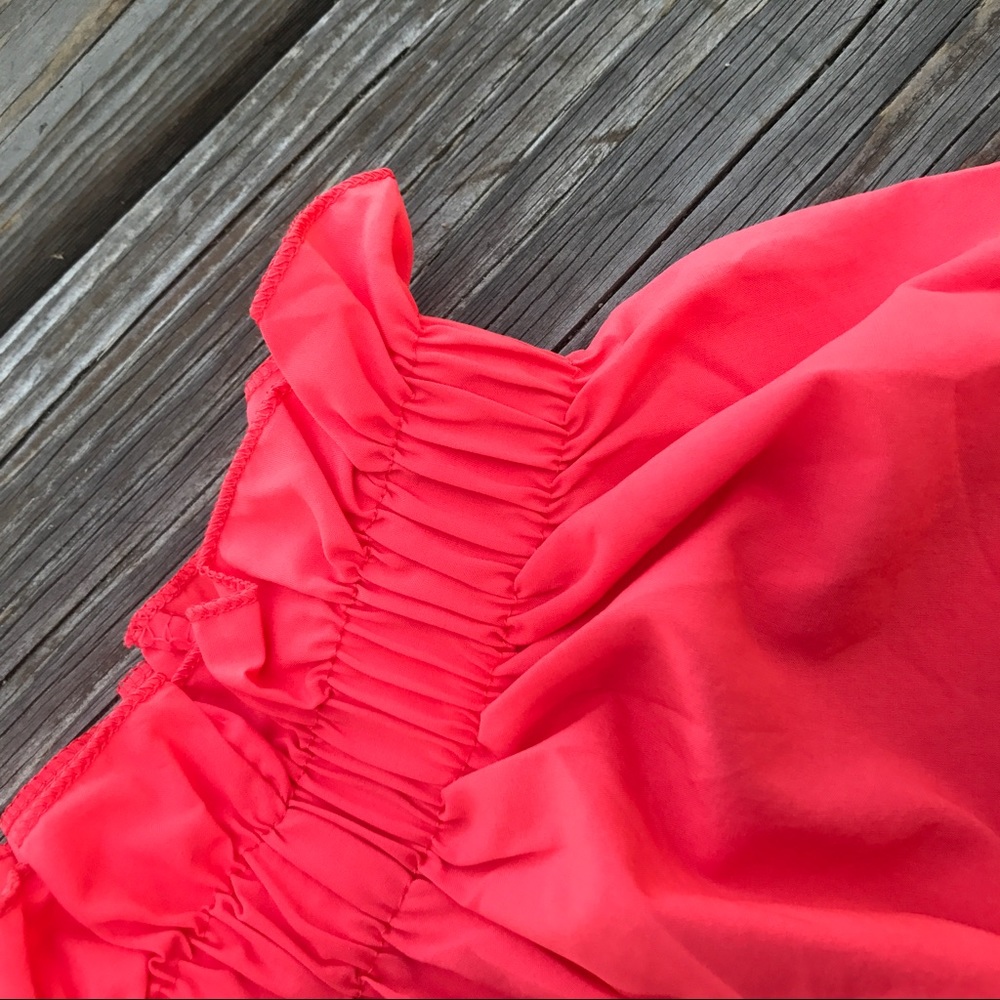 JUST IN🌷New Ruffle Loose Top - Picture 7 of 8