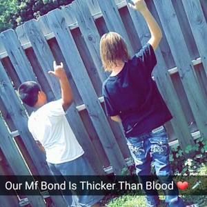 Meet your Posher, Arissa