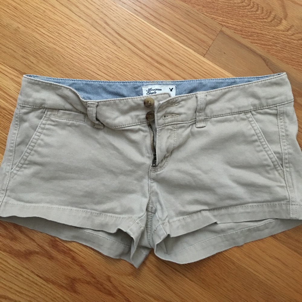 Khaki American Eagle Shorts