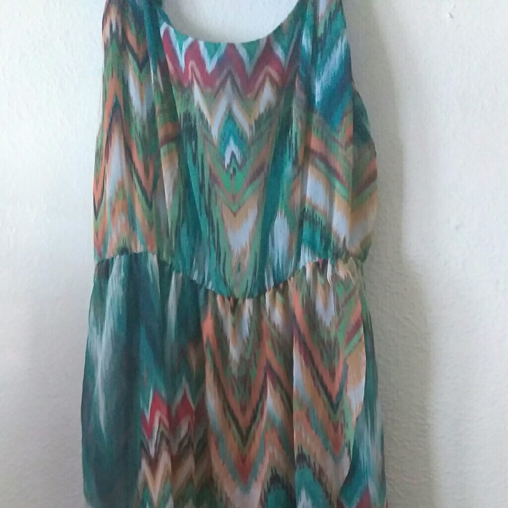 ⭐*STUNNING DRESS*⭐ - Picture 2 of 3