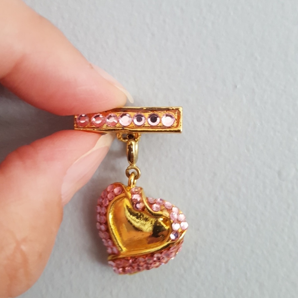 Heart pin/brooch