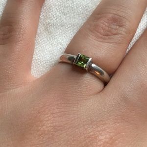 TIFFANY&CO. 🌿 Peridot Square Ring Size 7