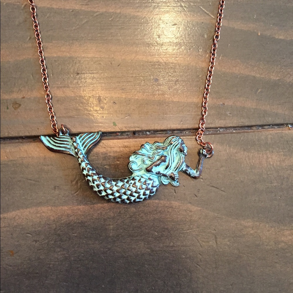 NWT long mermaid necklace from boutique