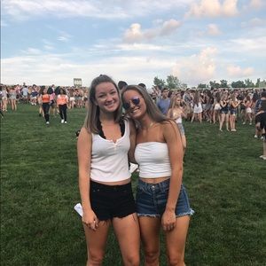 Meet your Posher, Charli