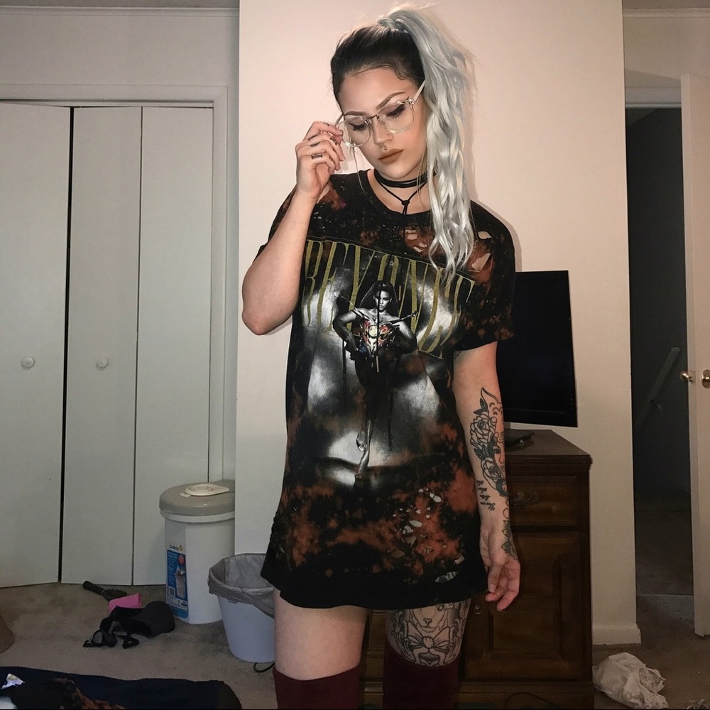Distressed remade Beyonce motorcycle tour 07 tee