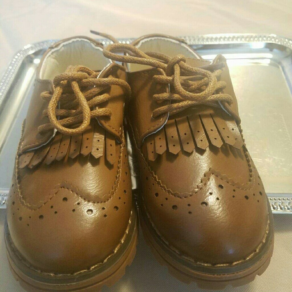 Boys Brown Dress Shoes NWOT