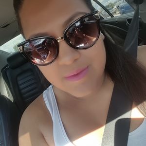 Meet your Posher, Helen