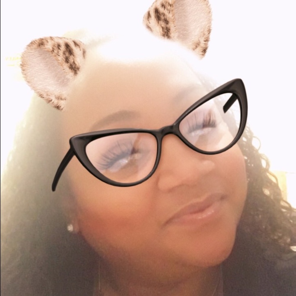 Meet your Posher, Samantha