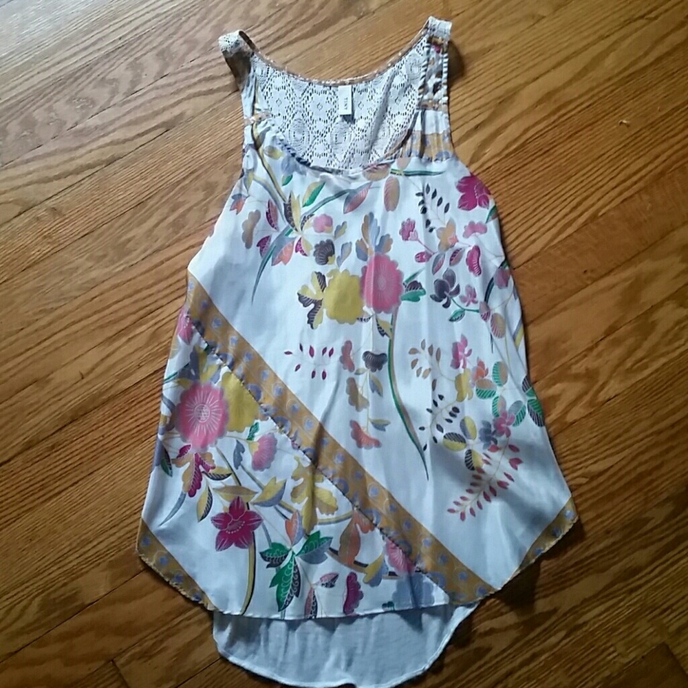 Airy, floral tank
