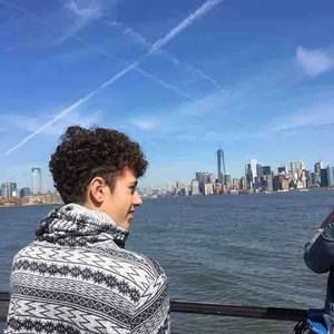 Meet your Posher, Evan