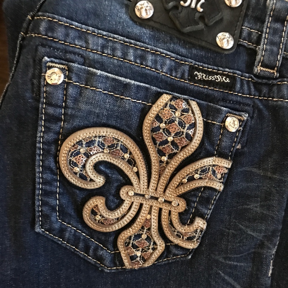 Miss Me Jeans (size 28)