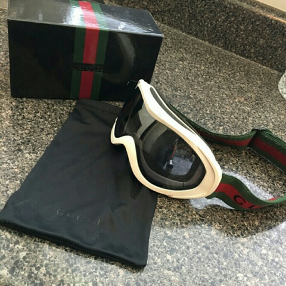 Gucci goggles