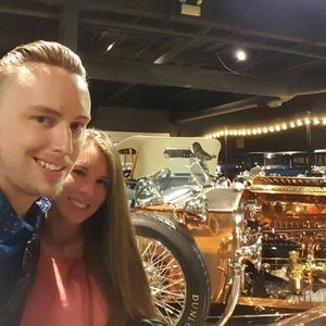 Meet your Posher, Cassandra