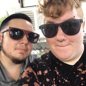 Meet your Posher, Shea