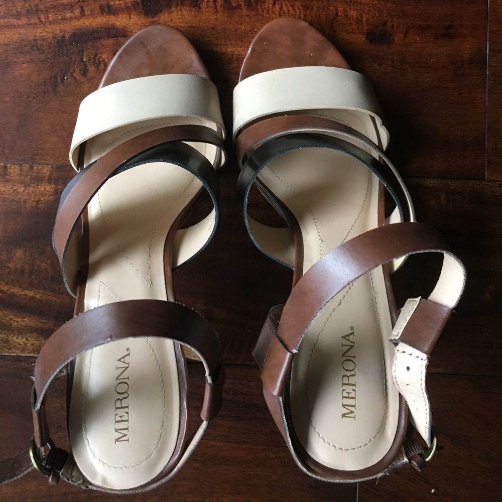 High heel sandals