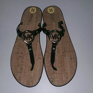 Womens Michael Kors Charm Jelly Thong Sandal Black