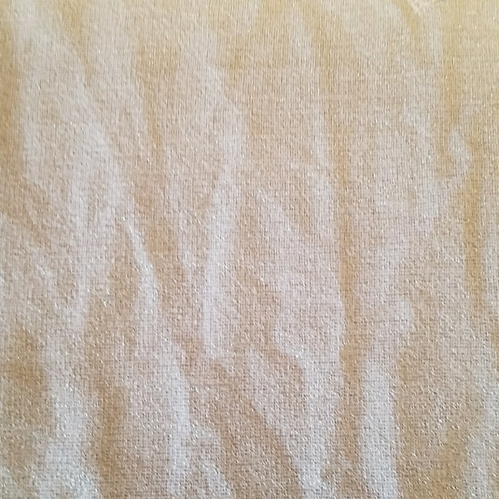 Top - Picture 2 of 3