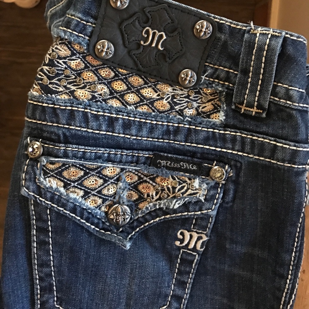 Miss Me Jeans (size 28)