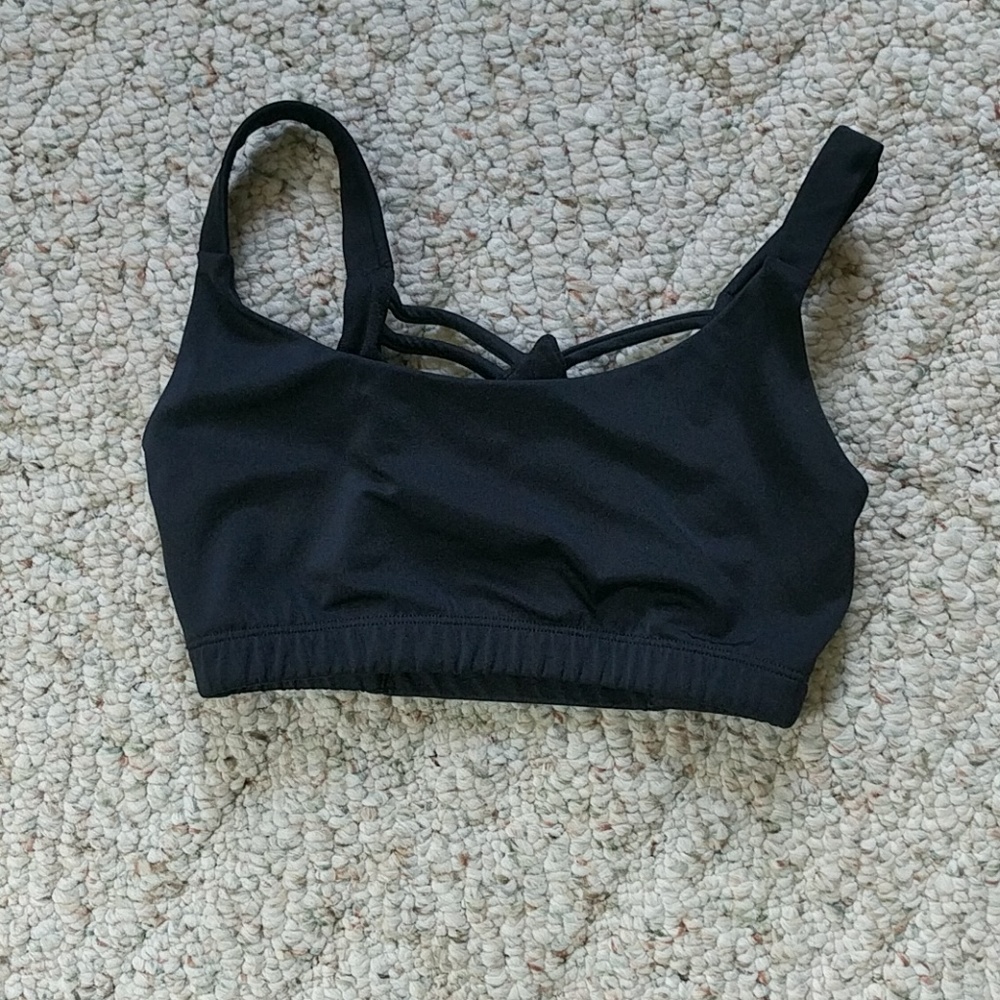 Alo sports bra