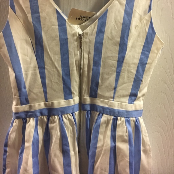 Forever 21 blue and white dress - Picture 4 of 4