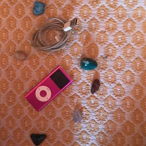Fully Functional Pink iPod with Charger