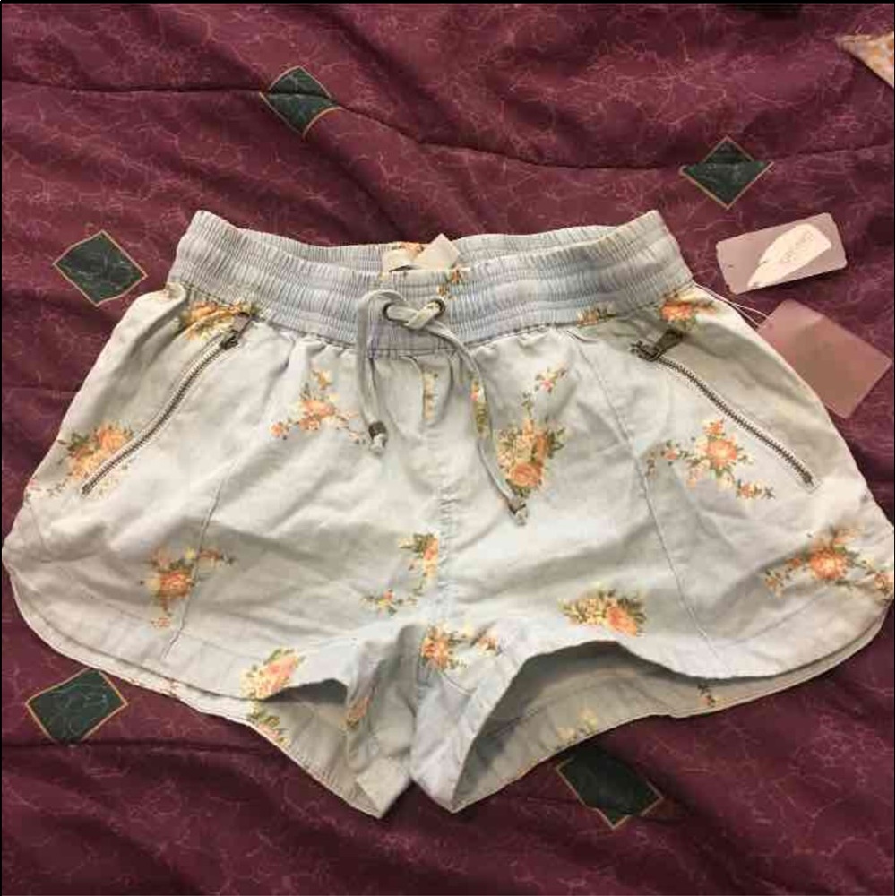 F21 Floral shorts
