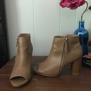 Beige peak-a-boo booties