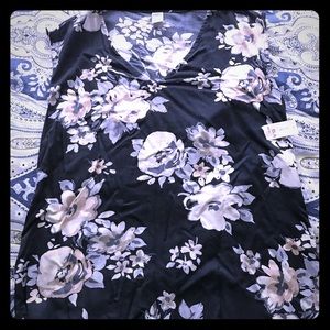Grey floral blouse size XS