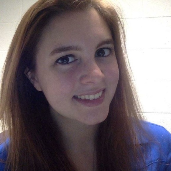 Meet your Posher, Stephanie - Picture 1 of 1