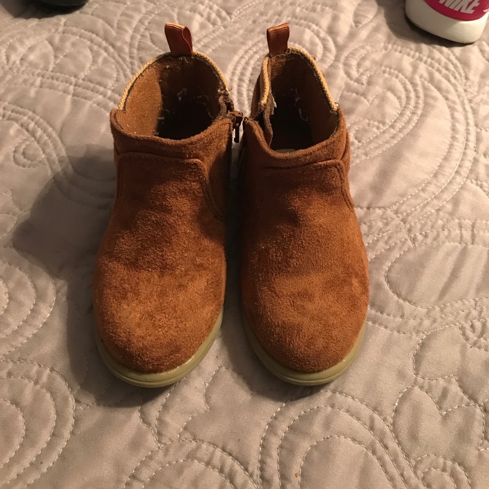 Baby Girl Crazy 8 boots