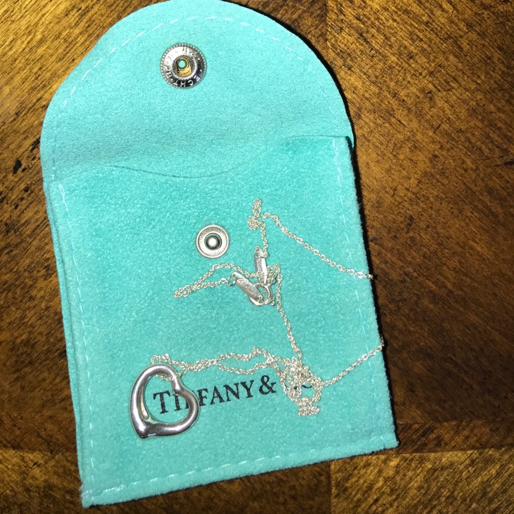 Authentic Tiffany & Co. Elsa Peretti open heart