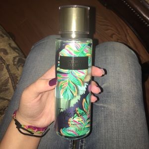 victoria's secret fragrance mist, never used