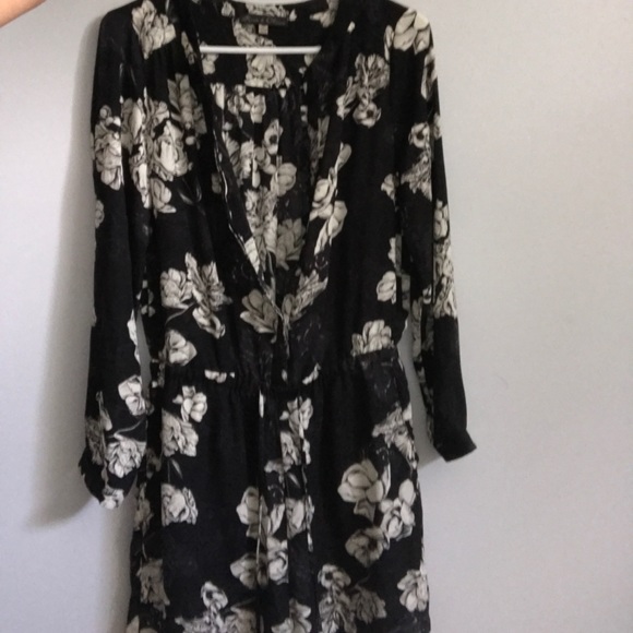 Floral romper - Picture 1 of 3