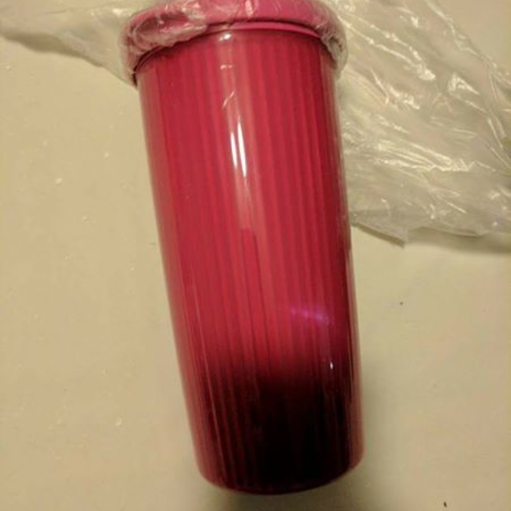 Tupperware insulated tumbler