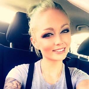 Meet your Posher, Brianne