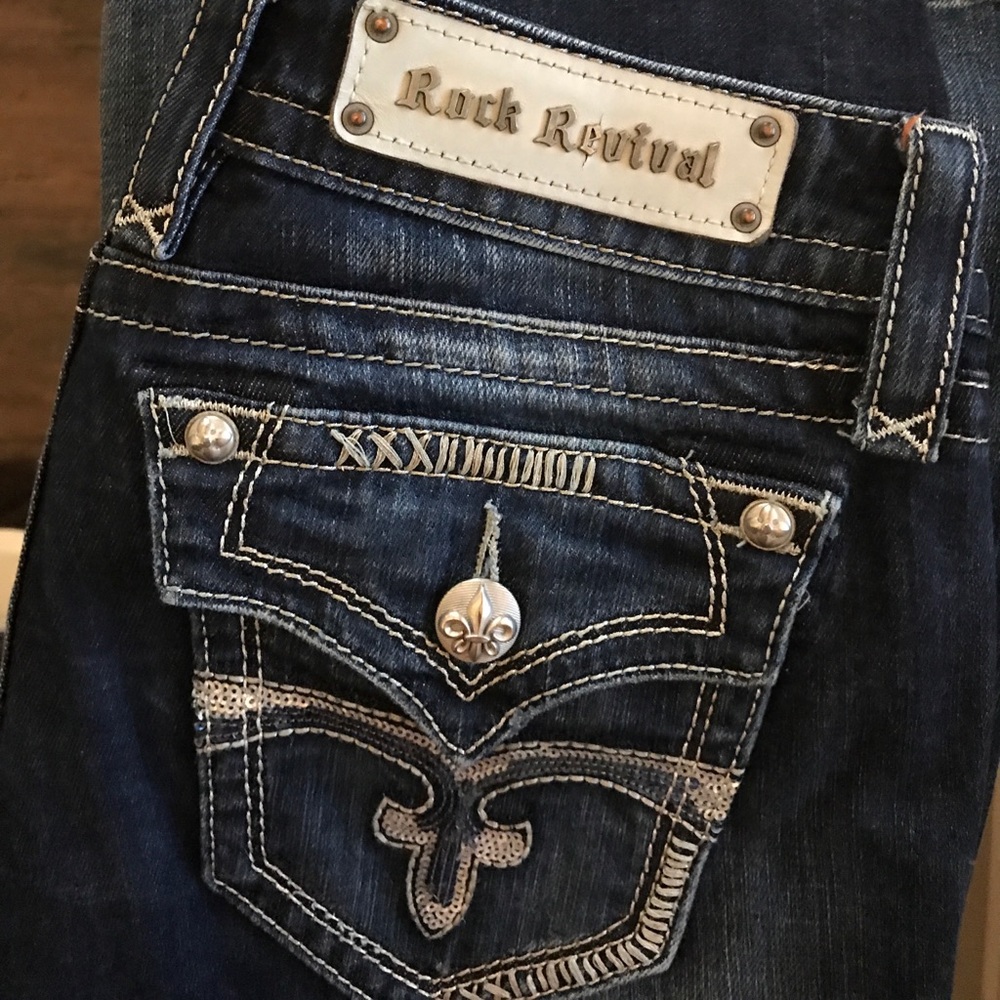 Rock Revival Jeans (size 28)