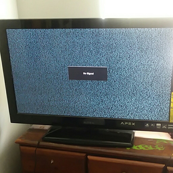 Apex. 32 inch ..tv - Picture 3 of 3
