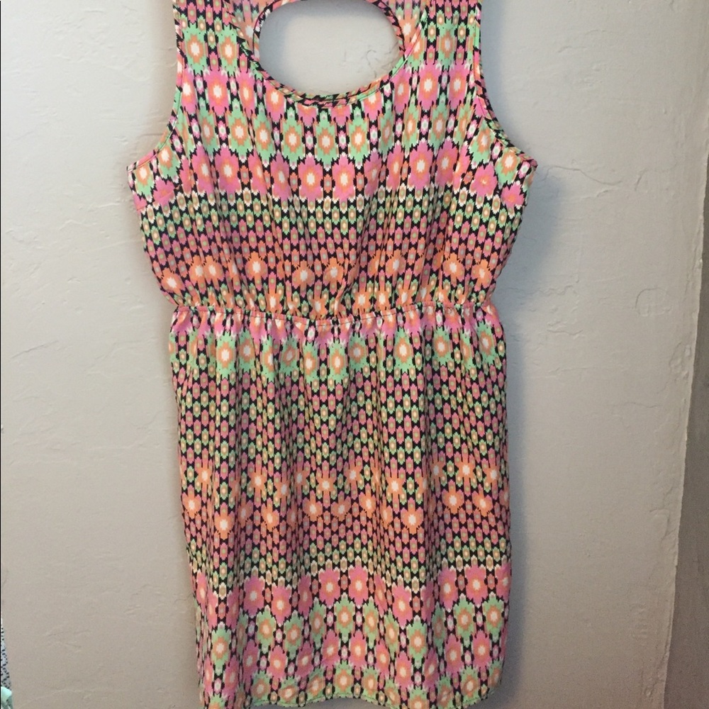 Bright Geoprint dress!