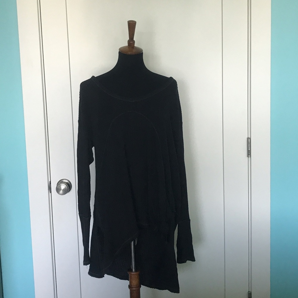 Black long sleeve shirt
