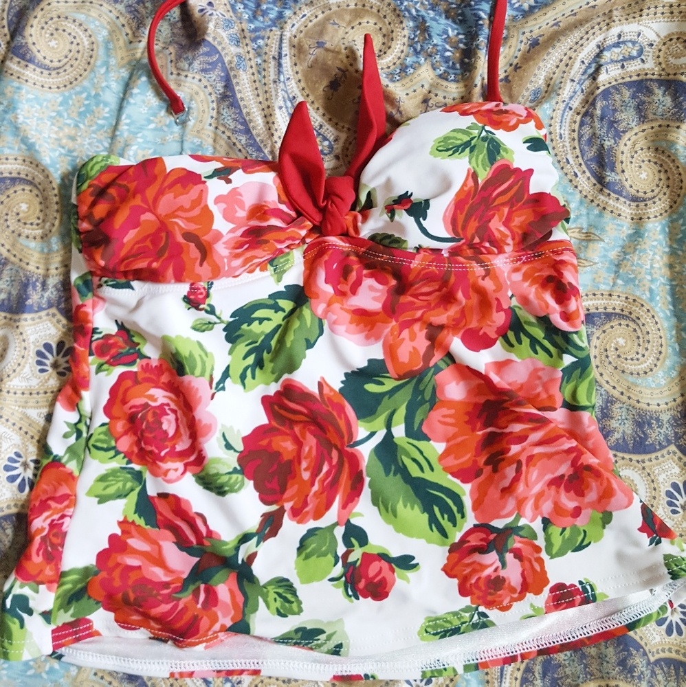 gorgeous rose print swim top