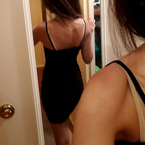 LBD with Roses - Picture 3 of 4