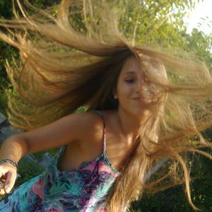 Meet your Posher, Meli